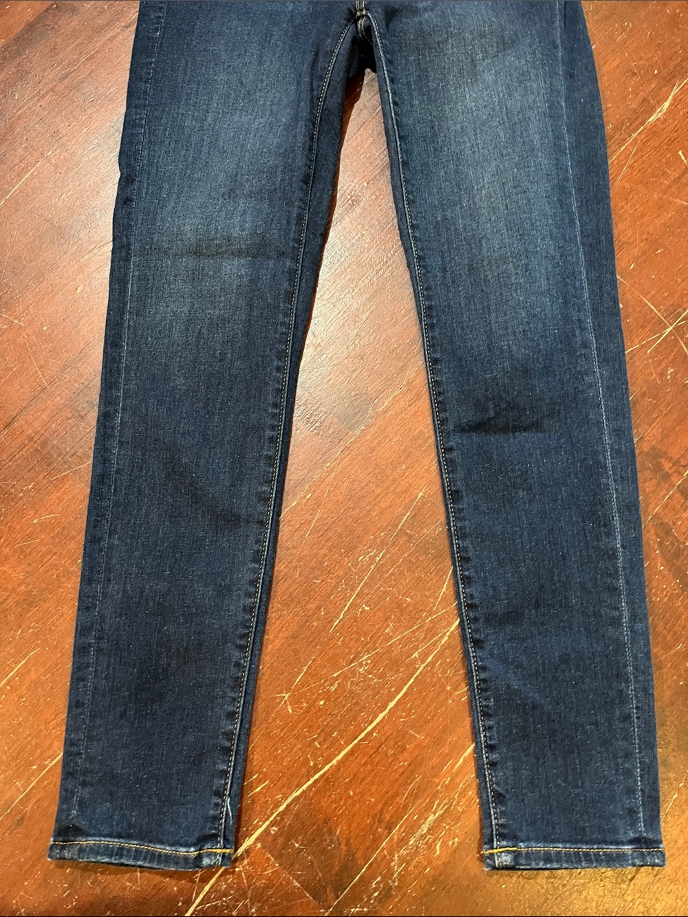 🌻3/$15🌻 LOFT Dark Blue Denim Jeans with Gold Stitching Detail - Picture 4 of 9